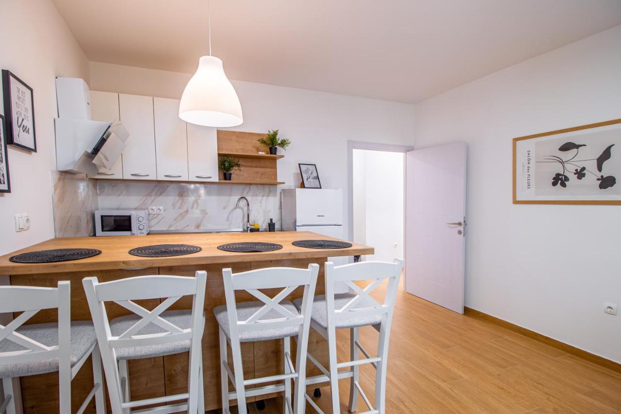 Apartments Euphoria East Rijeka Bagian luar foto