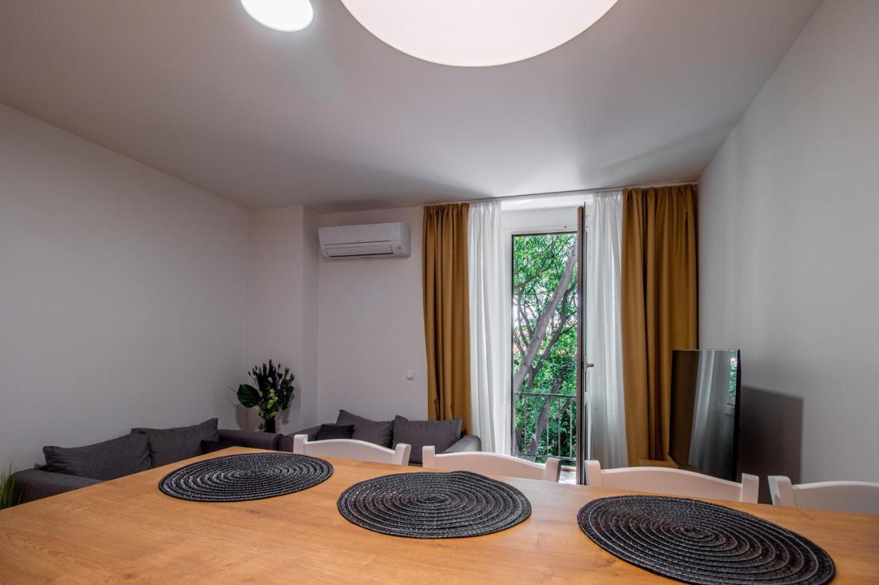 Apartments Euphoria East Rijeka Bagian luar foto